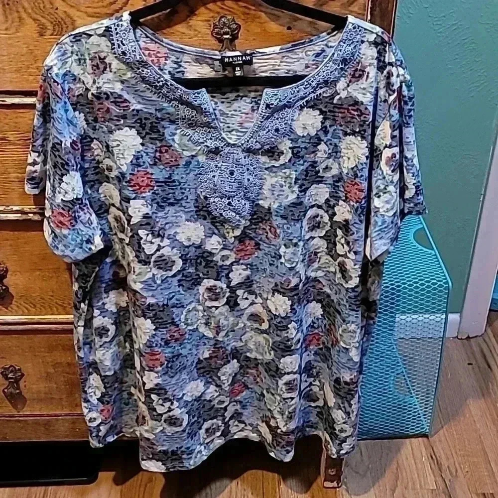 Hannah Floral Top 2X